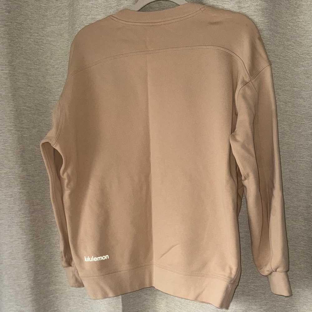 lululemon athletica women  Beige Crewneck Sweater size 6